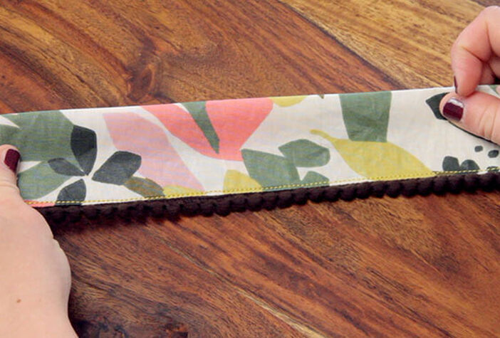 Sew grab handle with border